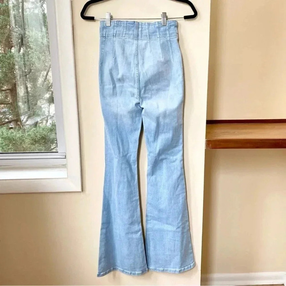 New Free People Jayde Flare Jeans High Rise in Light Blue Sea Wash - Picture 7 of 11